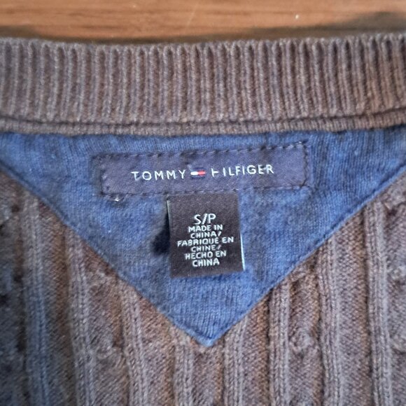 Tommy Hilfiger V neck sweater size Small - Picture 2 of 4
